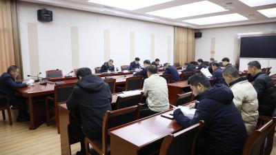 通城县委常委会2025年第2次会议召开