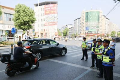 【道路交通安全专项整治】通城多部门联合出击 持续整治交通顽疾  